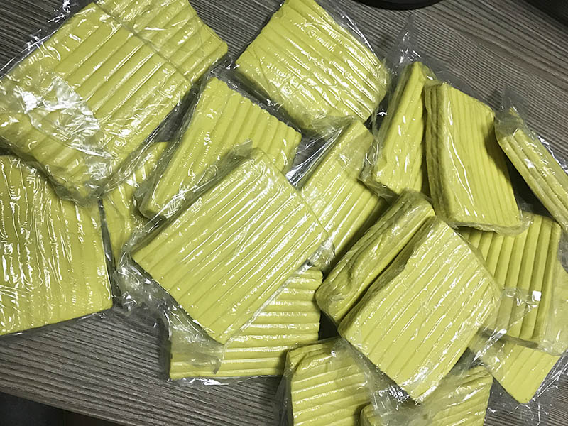 開(kāi)模油泥出貨 開(kāi)模油泥出貨