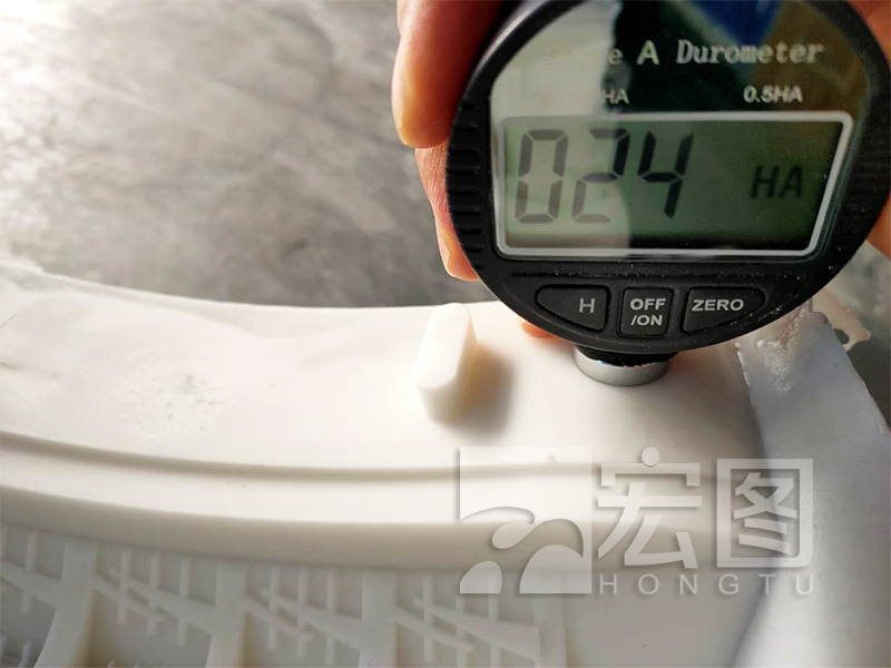 輪胎硅膠模具硬度測(cè)試 輪胎硅膠模具硬度測(cè)試