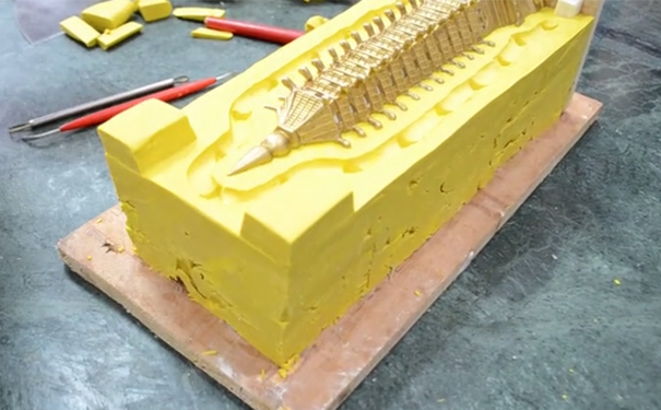 硅膠模具制作過(guò)程是怎么樣的 ？