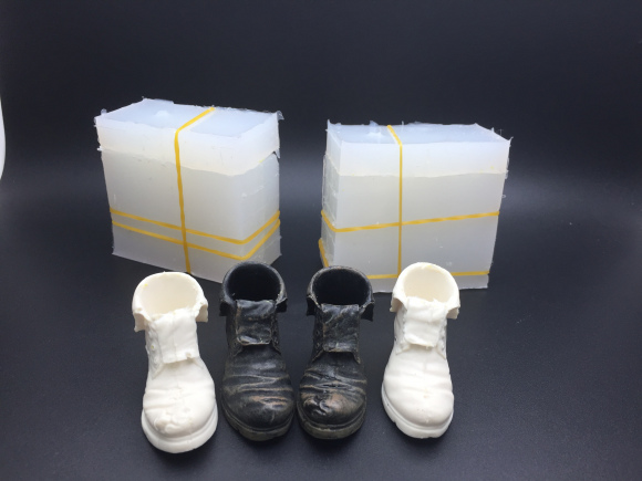 導(dǎo)致模具硅膠產(chǎn)品不耐酸堿不耐老化的原因是什么？