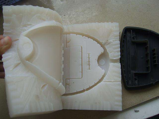 決定模具硅膠產(chǎn)品價(jià)格的因素有哪些？