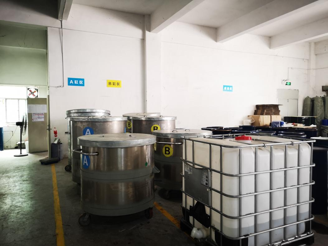 模具硅膠原料和制品儲存需留意的事項有哪些 ？